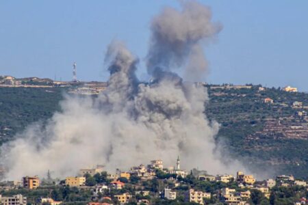 غارة (إسرائيلية) تستهدف بلدة الخيام جنوب لبنان