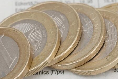 مؤشرات الأسهم الأوروبية تتراجع مع تصاعد التوترات