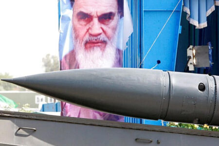 ردا على الاغتيالات.. الحرس الثوري يوسّع بنك الأهداف ويحدد مهلة قبل استهداف شركات تكنولوجية أمريكية