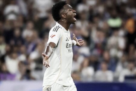 فينيسيوس يهدد ريال مدريد بالرحيل