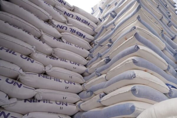 التجارة: الخزين الغذائي يكفي لأكثر من عام وحراك لإنشاء 150 هايبر ماركت