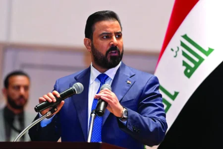 تأييد شعبي واسع للزيدي في محاربة الفساد المالي