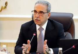 صحيفة ذا ناشيونال: استعداد العراق لاستخدام الأدوات القانونية ضد الفصائل الرافضة لنزع السلاح.