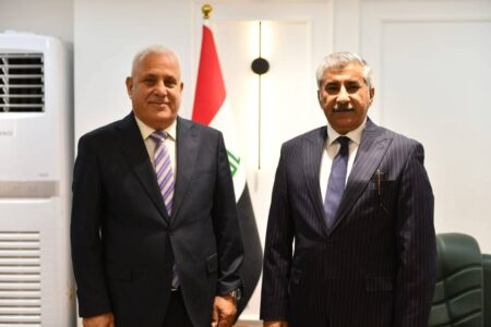 رئيس نقابة الصحفيين في الأنبار يهنىء معالي وزير الثقافة بمناسبة تسنمه المنصب